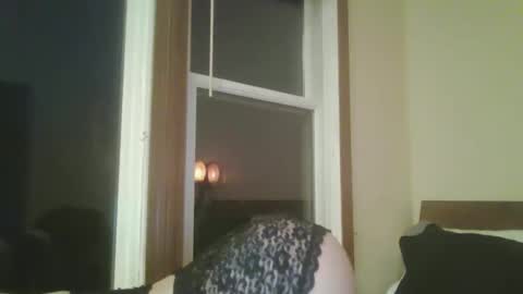 Snapshot of tearenee chatting on December 20, 1:02 am Tea Renee online show from December 20, 1:02 am