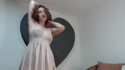 Snapshot of teasexpert4444 chatting on June 17, 6:38 am ALICIA--- online show from June 17, 6:38 am