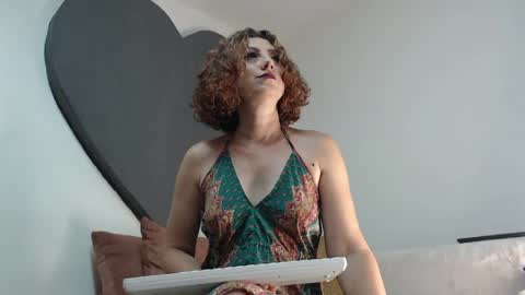 Snapshot of teasexpert4444 chatting on July 27, 6:09 am ALICIA--- online show from July 27, 6:09 am