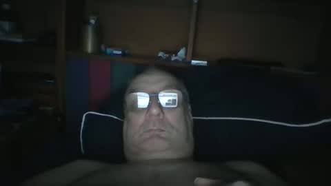 Mark online show from November 18, 9:47 am