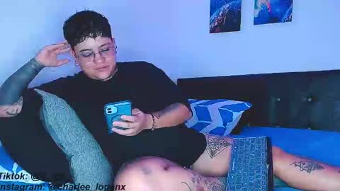 Charlee He online show from January 27, 11:22 pm