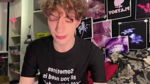 Snapshot of technoracer chatting on March 15, 9:10 pm Alice online show from March 15, 9:10 pm