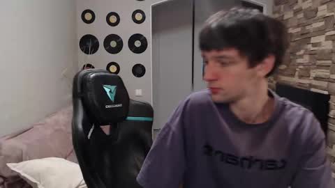 Teddy online show from November 21, 1:48 am