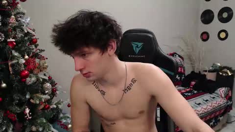 Teddy online show from December 14, 4:29 am