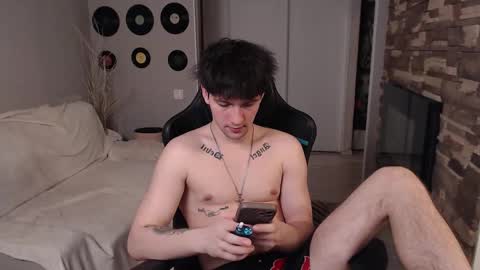 Teddy online show from March 13, 2:29 am