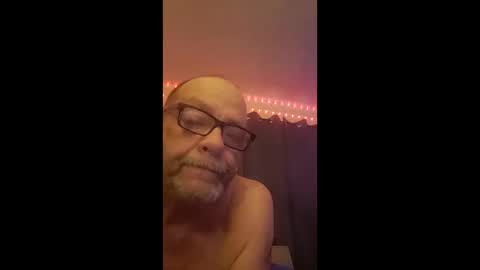 Snapshot of tedestep2 chatting on May 10, 2:11 pm tedestep2 online show from May 10, 2:11 pm