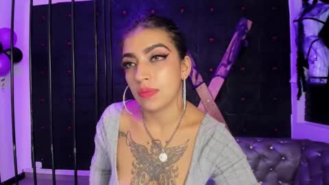 Tayloor online show from October 26, 3:07 pm