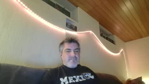 Peter online show from February 11, 12:17 am