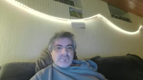 Snapshot of teeforyou chatting on February 4, 1:00 am Peter online show from February 4, 1:00 am