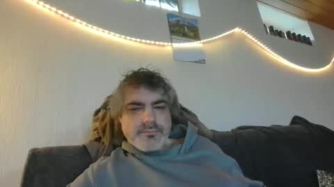 Snapshot of teeforyou chatting on March 1, 11:01 am Peter online show from March 1, 11:01 am