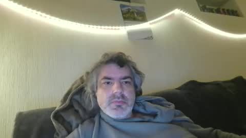 Snapshot of teeforyou chatting on March 10, 3:11 am Peter online show from March 10, 3:11 am