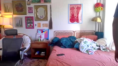 Snapshot of teethirstrap chatting on December 22, 6:15 pm teethirstrap online show from December 22, 6:15 pm