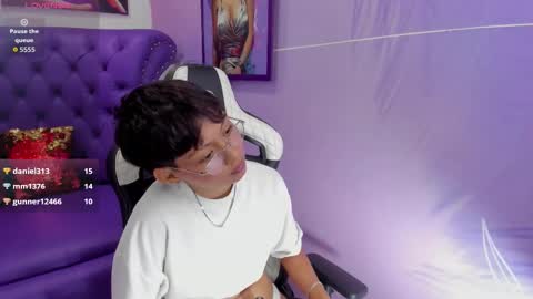 Snapshot of tefi_meow chatting on October 3, 8:50 pm Stefani  online show from October 3, 8:50 pm