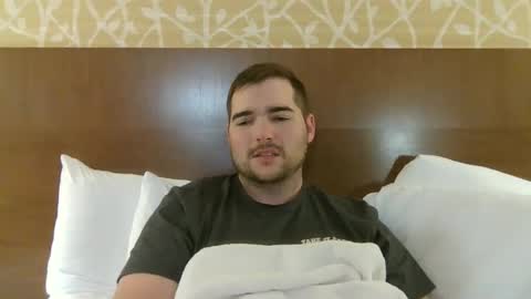 Snapshot of tejas2322 chatting on December 9, 7:06 am tejas2322 online show from December 9, 7:06 am