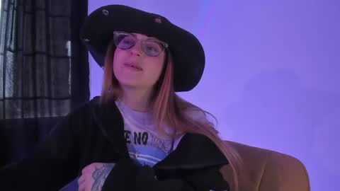 tekila__ online show from March 6, 8:05 pm