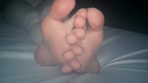 Viv West online show from February 13, 3:35 am