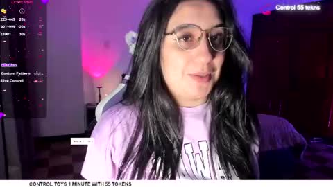 Snapshot of tellme_maddie chatting on June 10, 11:03 pm Maddie online show from June 10, 11:03 pm