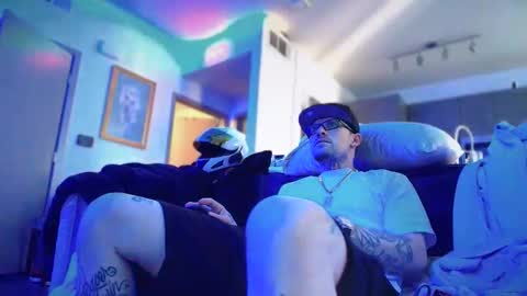 tempsnasty online show from February 28, 6:09 pm