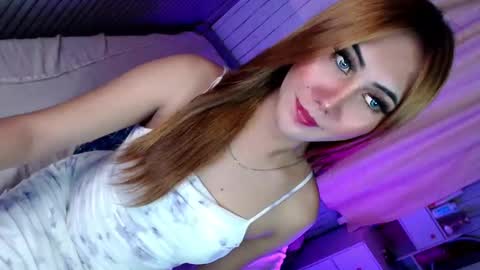 Snapshot of temptationoflust chatting on December 24, 3:05 pm Im Dianna DONT FORGET TO FOLLOW ME   online show from December 24, 3:05 pm