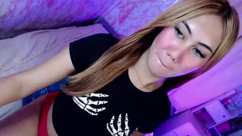 Snapshot of temptationoflust chatting on January 5, 6:24 am Im Dianna DONT FORGET TO FOLLOW ME   online show from January 5, 6:24 am
