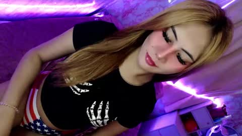 Snapshot of temptationoflust chatting on January 16, 3:02 am Im Dianna DONT FORGET TO FOLLOW ME   online show from January 16, 3:02 am