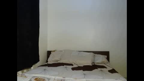 Snapshot of tempting_vibe chatting on January 5, 8:34 pm tempting_vibe online show from January 5, 8:34 pm