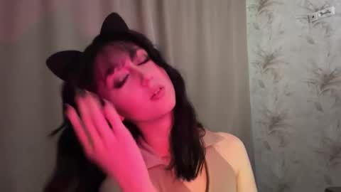 temptingvision online show from January 8, 1:35 pm