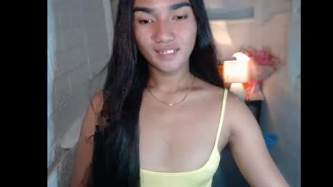 Snapshot of temtaionoflust chatting on April 22, 2:40 pm TransGoddessZhandria online show from April 22, 2:40 pm