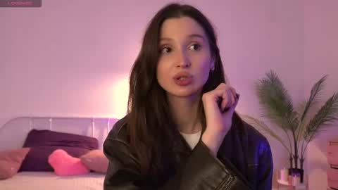 Snapshot of tender_babyy chatting on September 16, 4:52 pm Sexy girl Li online show from September 16, 4:52 pm