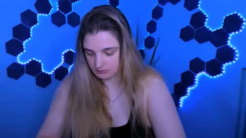 ur Louise online show from February 26, 9:14 pm