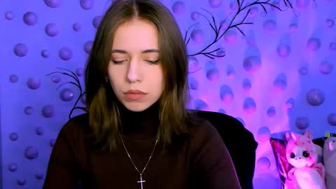 ur Louise online show from March 11, 11:05 am