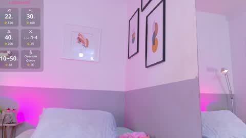 Snapshot of tendermommy chatting on October 15, 1:22 pm Tatiana online show from October 15, 1:22 pm