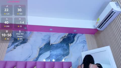 Snapshot of tendermommy chatting on November 25, 12:16 pm Tatiana online show from November 25, 12:16 pm