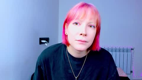 Snapshot of tenebrise chatting on October 10, 3:49 am Kira online show from October 10, 3:49 am