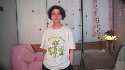 Snapshot of tenishal0ve chatting on March 31, 3:08 am Wanessa online show from March 31, 3:08 am