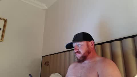 Snapshot of tenn239 chatting on April 6, 1:25 am tenn239 online show from April 6, 1:25 am
