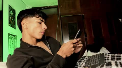 Teo online show from May 6, 3:06 pm