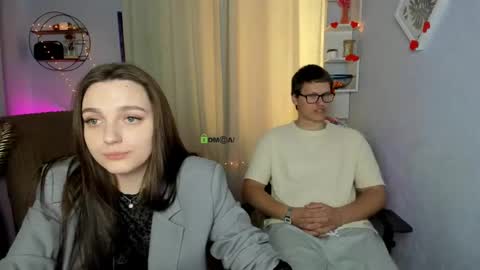 Snapshot of teo_sol chatting on May 11, 7:47 am teo_sol online show from May 11, 7:47 am