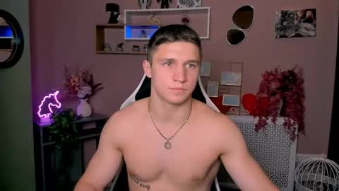 teo_sol online show from June 6, 9:03 am
