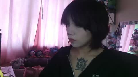 Snapshot of terraelowen chatting on June 3, 2:19 pm Terra Elowen online show from June 3, 2:19 pm