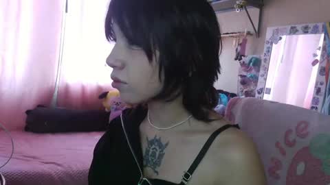 Snapshot of terraelowen chatting on June 6, 1:38 pm Terra Elowen online show from June 6, 1:38 pm