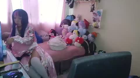 Snapshot of terraelowen chatting on June 16, 3:14 pm Terra Elowen online show from June 16, 3:14 pm