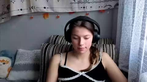 Anny Simpson online show from November 20, 6:02 am