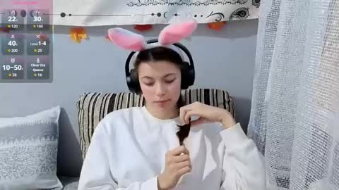 Anny Simpson online show from December 16, 4:39 am