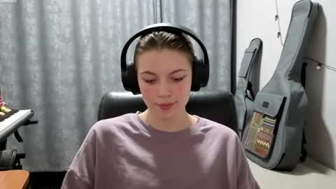 Snapshot of terranaufzinger chatting on May 6, 9:09 pm Anny Simpson online show from May 6, 9:09 pm