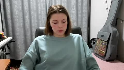 Snapshot of terranaufzinger chatting on May 20, 8:26 pm Anny Simpson online show from May 20, 8:26 pm