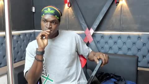 terranze_z online show from December 4, 7:11 pm