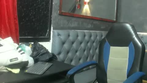 terry_zyzz online show from February 11, 10:26 pm