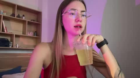 tessa_calmness online show from April 27, 1:47 am