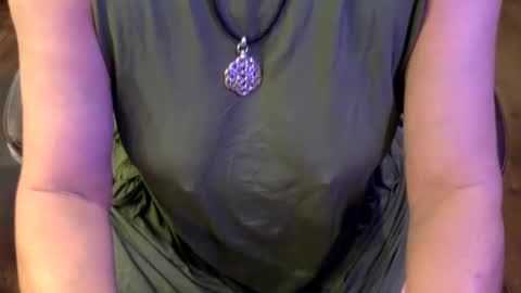 Snapshot of tessa_foxxx chatting on October 4, 7:01 pm tessa_foxxx online show from October 4, 7:01 pm